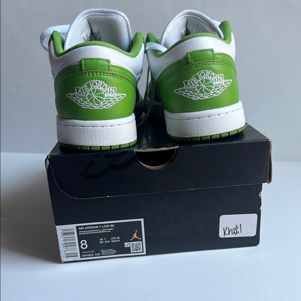 Air Jordan 1 Low SE Green and White Sneakers